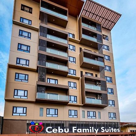 Cebu Family Suites Powered By Cocotel ภายนอก รูปภาพ