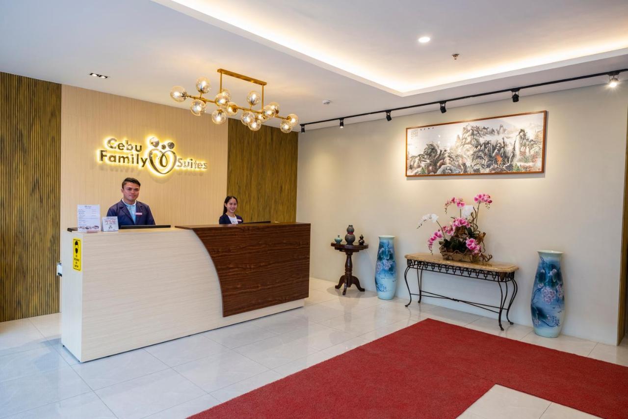 Cebu Family Suites Powered By Cocotel ภายนอก รูปภาพ