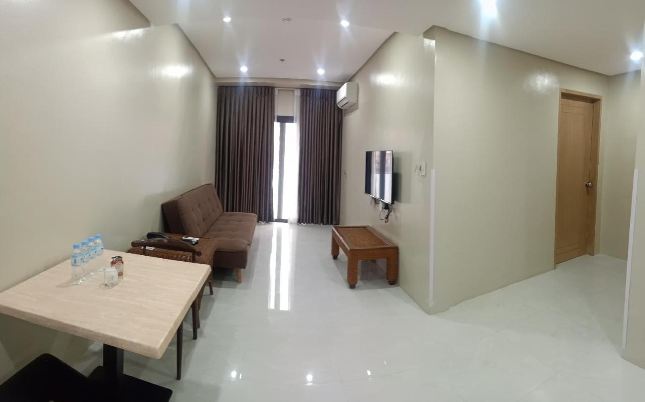 Cebu Family Suites Powered By Cocotel ภายนอก รูปภาพ